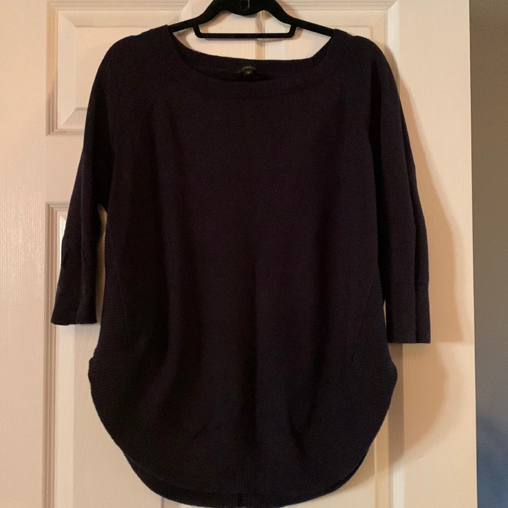 Express rounded hem top